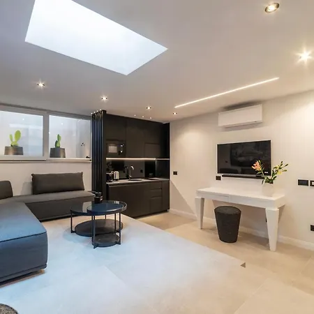 Borghese Luxury Apartmán *