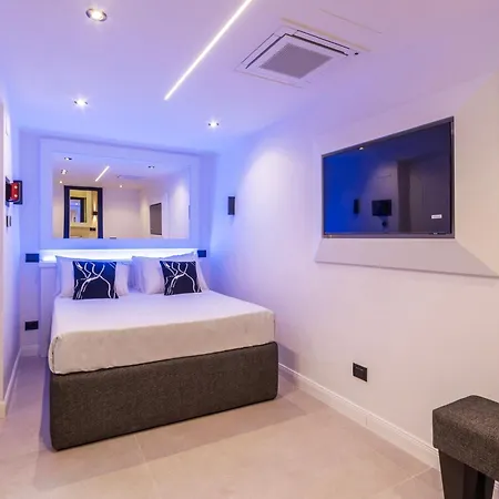 Joivy Borghese Luxury * Ρώμη