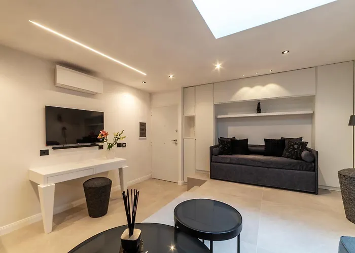 Joivy Borghese Luxury Ρώμη